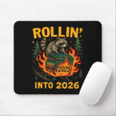 Rollin’ Into 2026 Funny Raccoon Dumpster Fire  Mousepad (Mit Mouse)