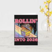 Rollin 'Into 2026 Lustiger Waschbär-Meme Frohes Ne Karte (Gelbe Blume)