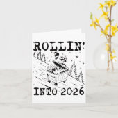 Rollin’ Into 2026 Raccoon Dumpster Fire Funny New Karte (Gelbe Blume)