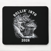 Rollin Into 2026 Raccoon Funny Dumpster Fire 2025  Mousepad (Vorne)