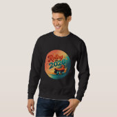 Rolling Into 2026 Retro Skate Sweatshirt (Vorne ganz)