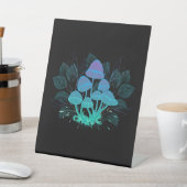 Rollstühle in Bushes Sockelschild (In SItu)