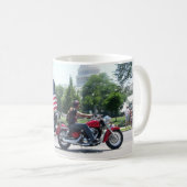 Rollthunder Patriotische Tasse (VorderseiteRechts)