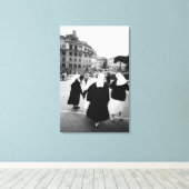 Rom Italien, Nun Patrol! (NR) Leinwanddruck (Insitu (Holzboden))