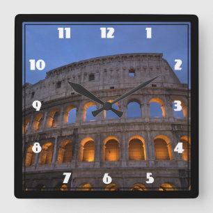 Roman Colosseum at Night Quadratische Wanduhr