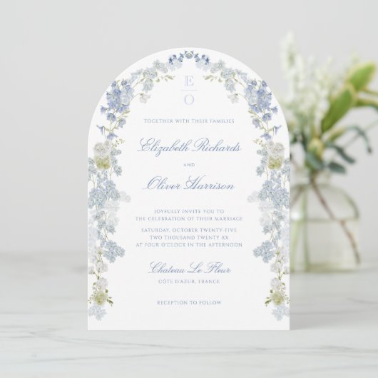 Romantic Blue Floral Monogram All in One Wedding Einladung (Stehend Vorderseite)