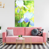 Romantic Blue Irises Leinwanddruck (Insitu (Wohnzimmer))