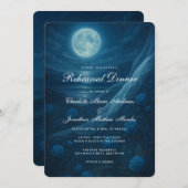 Romantic Blue Moonlit Beach Rehearsal Dinner Einladung (Vorne/Hinten)