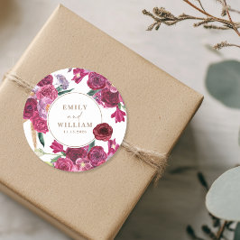 Romantic Burgundy Floral Wedding couple names Runder Aufkleber