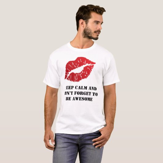 Romantic chic luxe red lips T-Shirt (Vorne ganz)