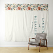 Romantic Cream Floral Wandteppich (Beispiel (Horizontal))