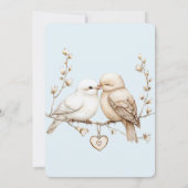 Romantic Cream White Love Birds Heart Wedding Einladung (Rückseite)