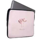 Romantic Dream Flowers – Pink Botanical Fantasy Laptopschutzhülle (Vorne Rechts)