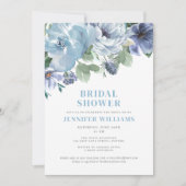 Romantic Dusty Blue Floral Brautparty Party Einladung (Vorderseite)