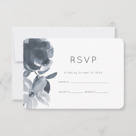 Romantic Dusty Blue Floral Wedding RSVP Karte (Vorderseite)