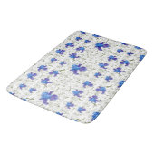 Romantic flowers in English cottage garden Badematte (Schrägansicht)