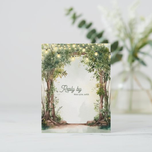 Romantic Garden String Lights QR Code Wedding  RSVP Karte (Stehend Vorderseite)