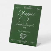 Romantic Heart Favors - Smaragd Sockelschild (Vorderseite)