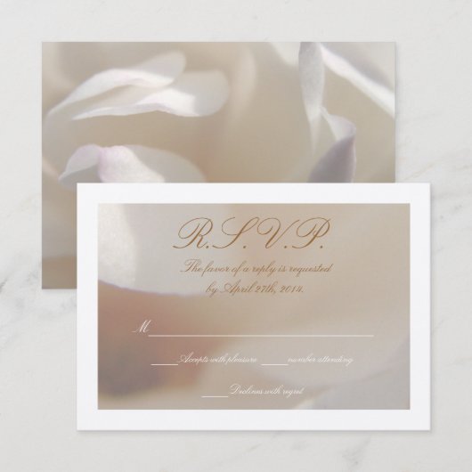 Romantic Ivory Magnolia 2 Wedding RSVP Karte (Vorne/Hinten)