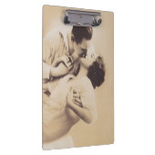 Romantic Love Couple Kissing vintage illustration Klemmbrett (Rechts)