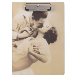 Romantic Love Couple Kissing vintage illustration Klemmbrett