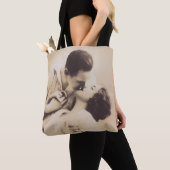 Romantic Love Couple Kissing vintage illustration Tasche (Von Nahem)