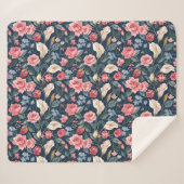Romantic Navy Blue Floral Garden Pattern Sherpadecke (Vorderseite (Horizontal))
