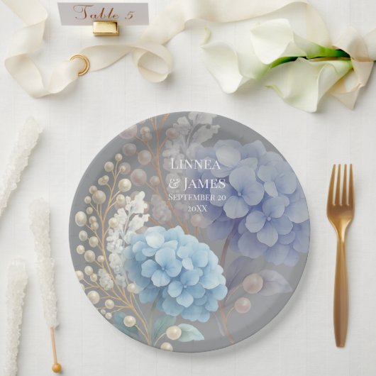 Romantic Pearl Hydrangea Blue Waterercolor Wedding Pappteller (Hochzeit)