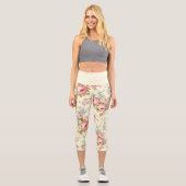 Romantic Pink English Roses on Pale Yellow Capri Leggings (Vorderseite)
