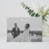 Romantic Purple Crest Photo Wedding Dankeskarte (Stehend Vorderseite)