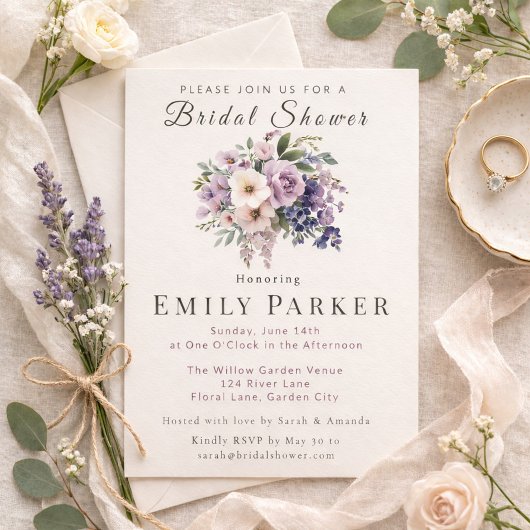 Romantic Purple Floral Bridal Shower Einladung