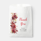 Romantic Red Roses Floral Birthday Party Geschenktütchen (Vorderseite)