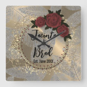 Romantic Rose Wreath Feather Wedding Quadratische Wanduhr (Vorderseite)