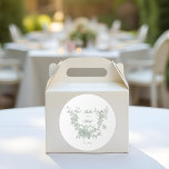 Romantic Sage Floral Wreath w/Lovebirds Wedding Runder Aufkleber<br><div class="desc">This classic design captures all the elegance and romance of 18th century France,  and features an etched sage green floral wreath encircling a pair of nesting lovebirds. Customize the opacity level of the graphics in the design editor,  if desired.</div>