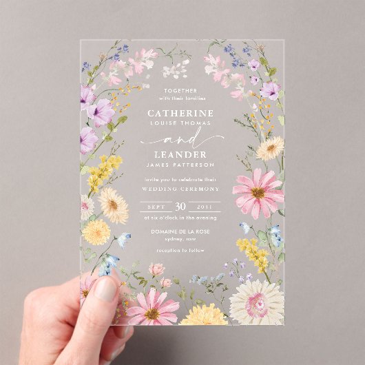 Romantic Spring Wildflower Meadow Wedding Acryleinladungen (Insitu (Handheld))
