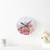 Romantic Wedding Love Soft Pink Flower Bouquet Runde Wanduhr (Zuhause)