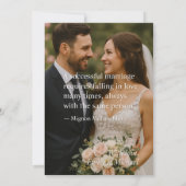 Romantic Wedding Quote with Couple and Flowers – E Einladung (Rückseite)