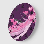 Romantische Abstrakte rosa Herzdesign auf Lila Große Wanduhr (Winkel)