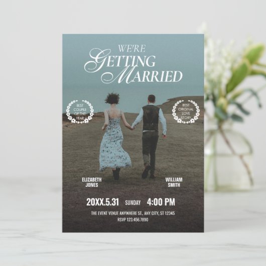 Romantische ästhetische Kinoposter-Fotohochzeit  Einladung (Stehend Vorderseite)