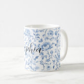 Romantische blaue weiße Blumen-Brautparty Kaffeetasse (VorderseiteRechts)