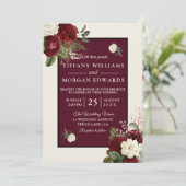 Romantische Burgundy Champagne White Floral Weddin Einladung (Stehend Vorderseite)