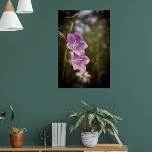 Romantische dunkle Blumen – Botanische Fantasy Boh Poster