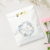 Romantische Dusty Blue Aquarell Blütenhochzeit Geschenktütchen (Versiegelt)