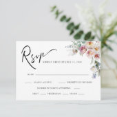 Romantische Eukalyptus Bouquets Wedding RSVP Karte (Stehend Vorderseite)