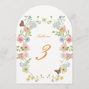 Romantische florale gebogene Hochzeitstischnummern Einladung