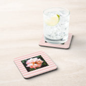 Romantische Frühlingspferde auf Peach Stripes Getränkeuntersetzer (Rechte Seite)