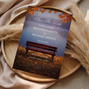 Romantische Herbstbank am See Save The Date