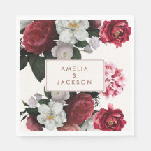 Romantische Hochzeit in Burgund mit Rot und Kupfer