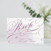 Romantische Hochzeit von Moody plum kalligraphisch RSVP Karte (Stehend Vorderseite)