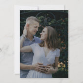 Romantische Kalligrafie Dunkles Foto Monogram Wedd Einladung (Rückseite)